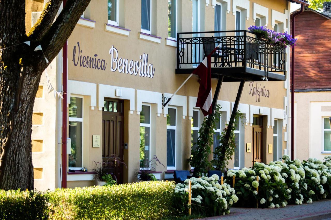 Hotel Benevilla Alūksne エクステリア 写真