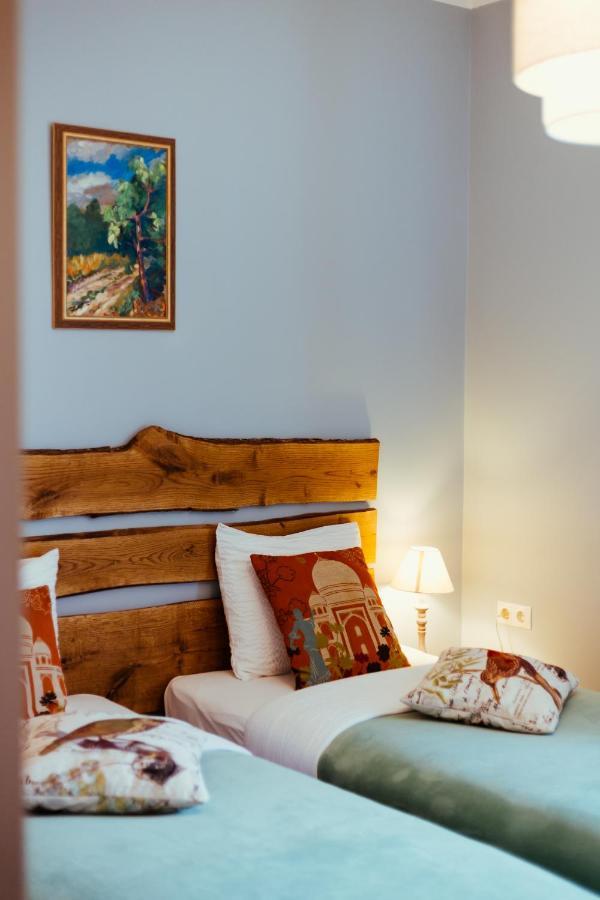 Hotel Benevilla Alūksne エクステリア 写真