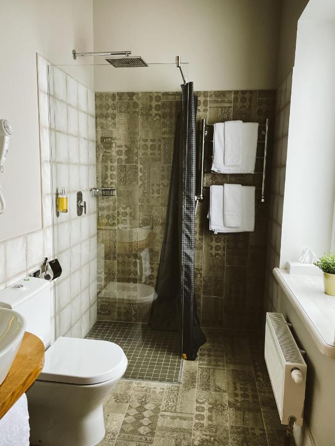 Hotel Benevilla Alūksne エクステリア 写真